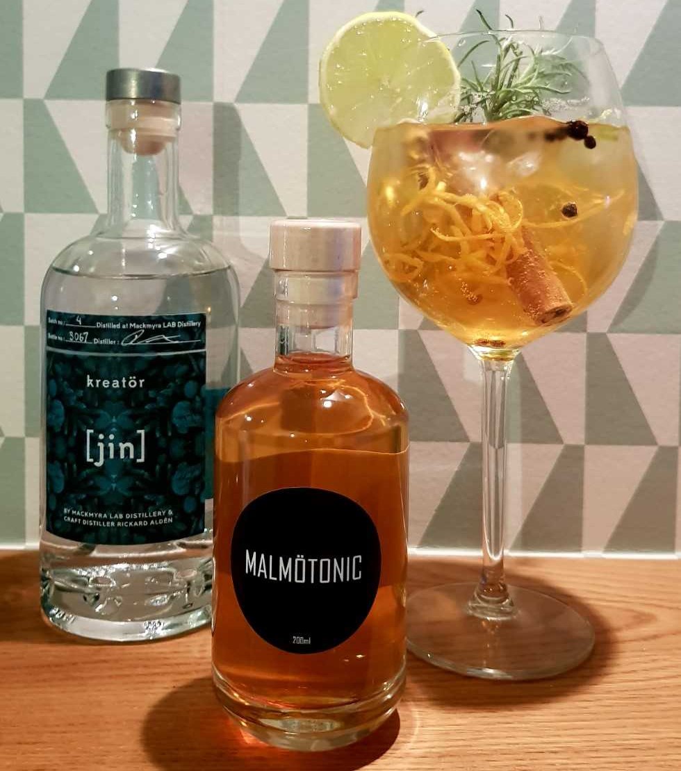 Malmö Tonic » Nem drinksopskrift på en lækker Malmö Tonic - nordicbar Malmö Tonic » Nem drinksopskrift på en lækker Malmö Tonic - nordicbar